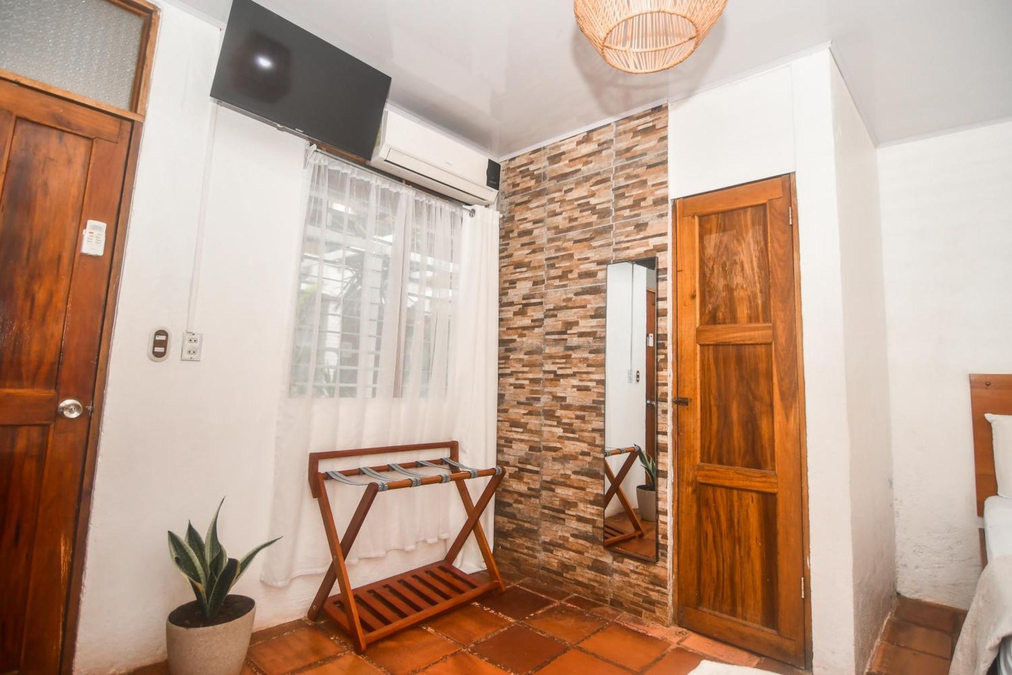 Hotel Aldea Pura Vida Puntarenas Extérieur photo